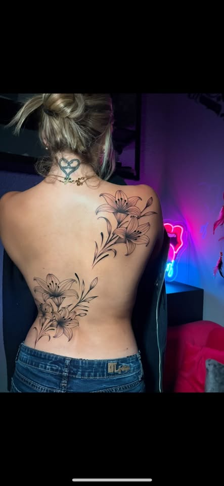 Lily Back Piece — Black & Grey two-day session by Oscar Arce