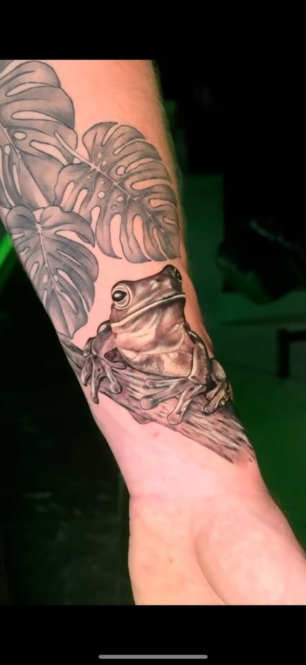 Black & Grey custom tattoo by Oscar Arce